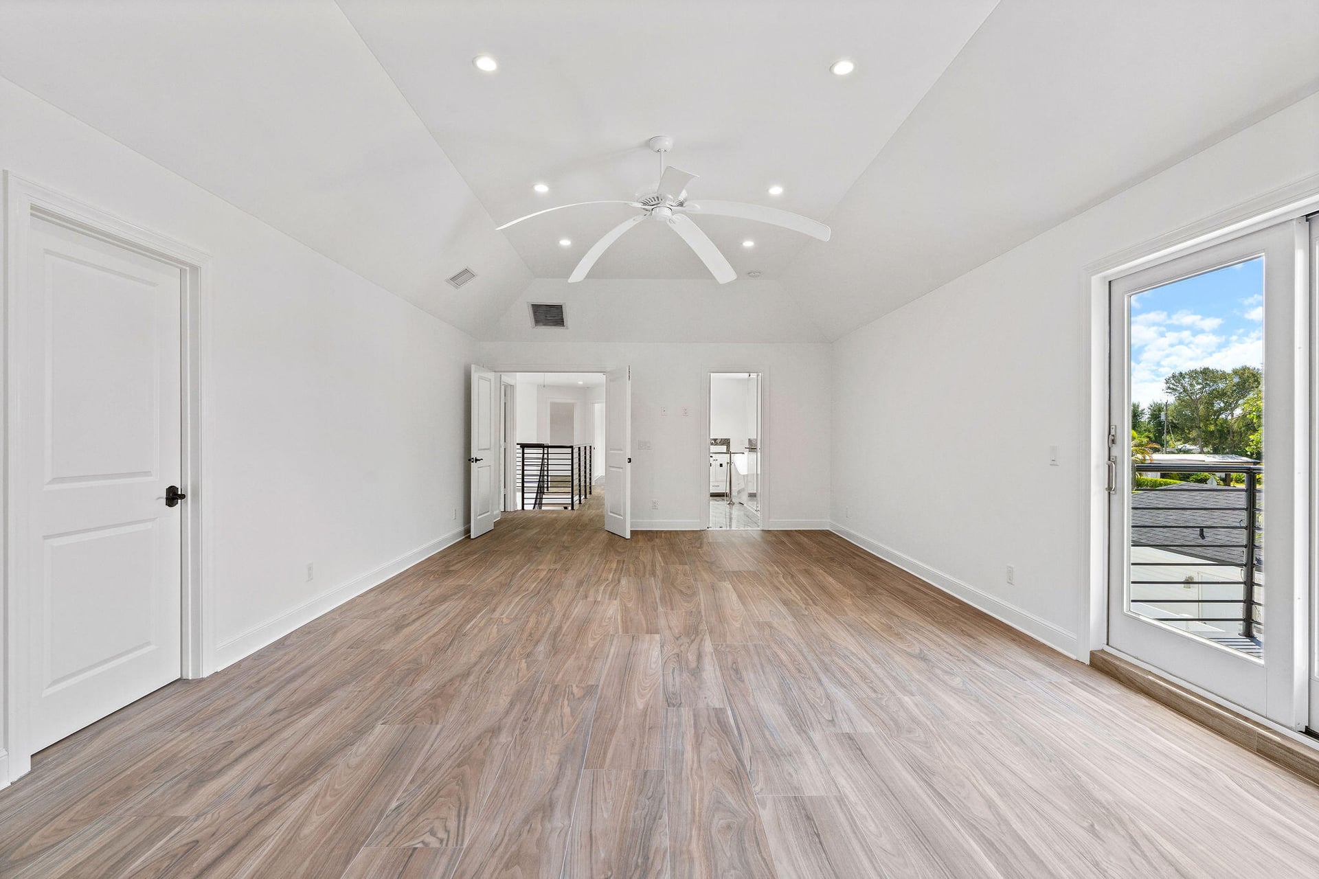 Residence photo 14