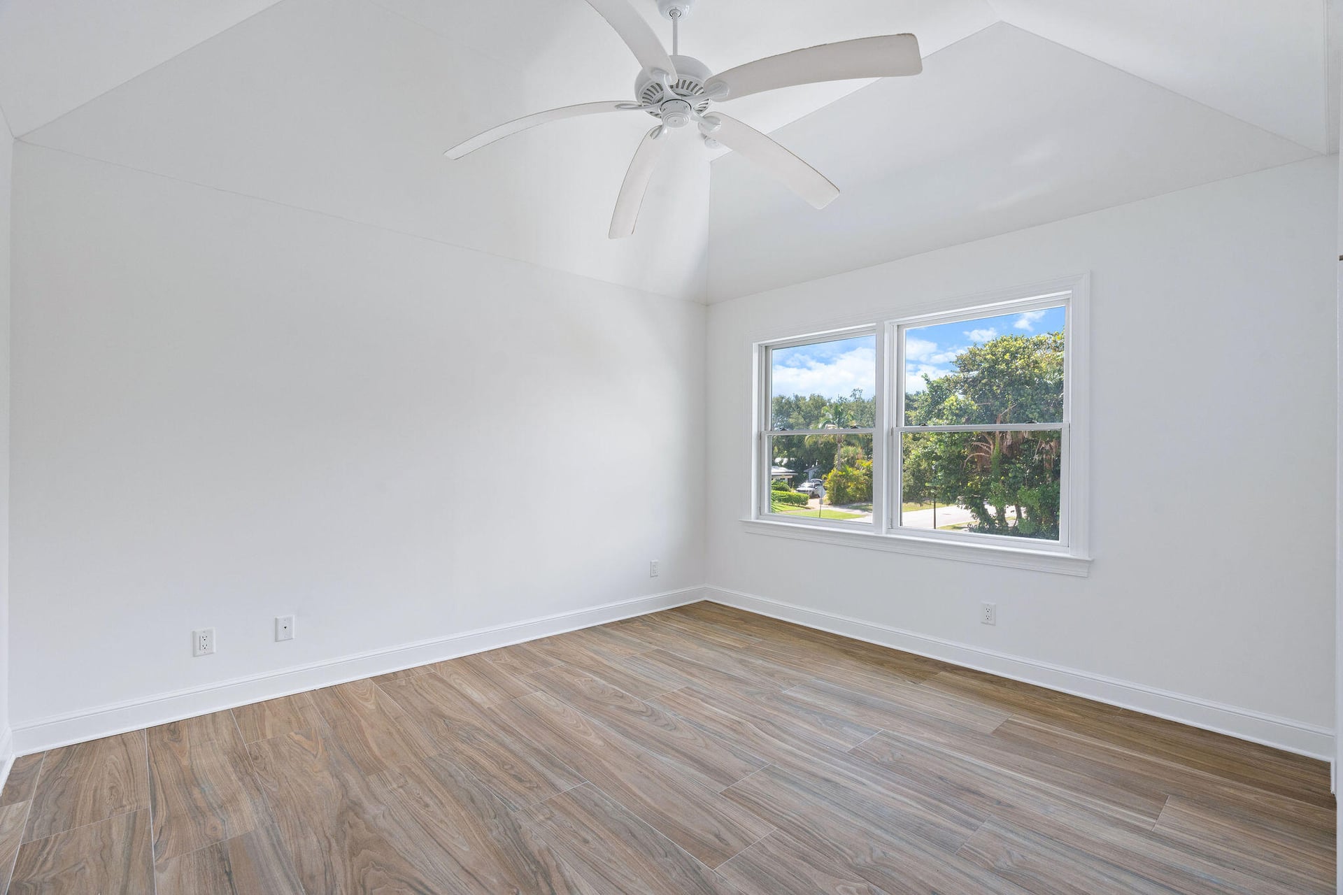 Residence photo 22