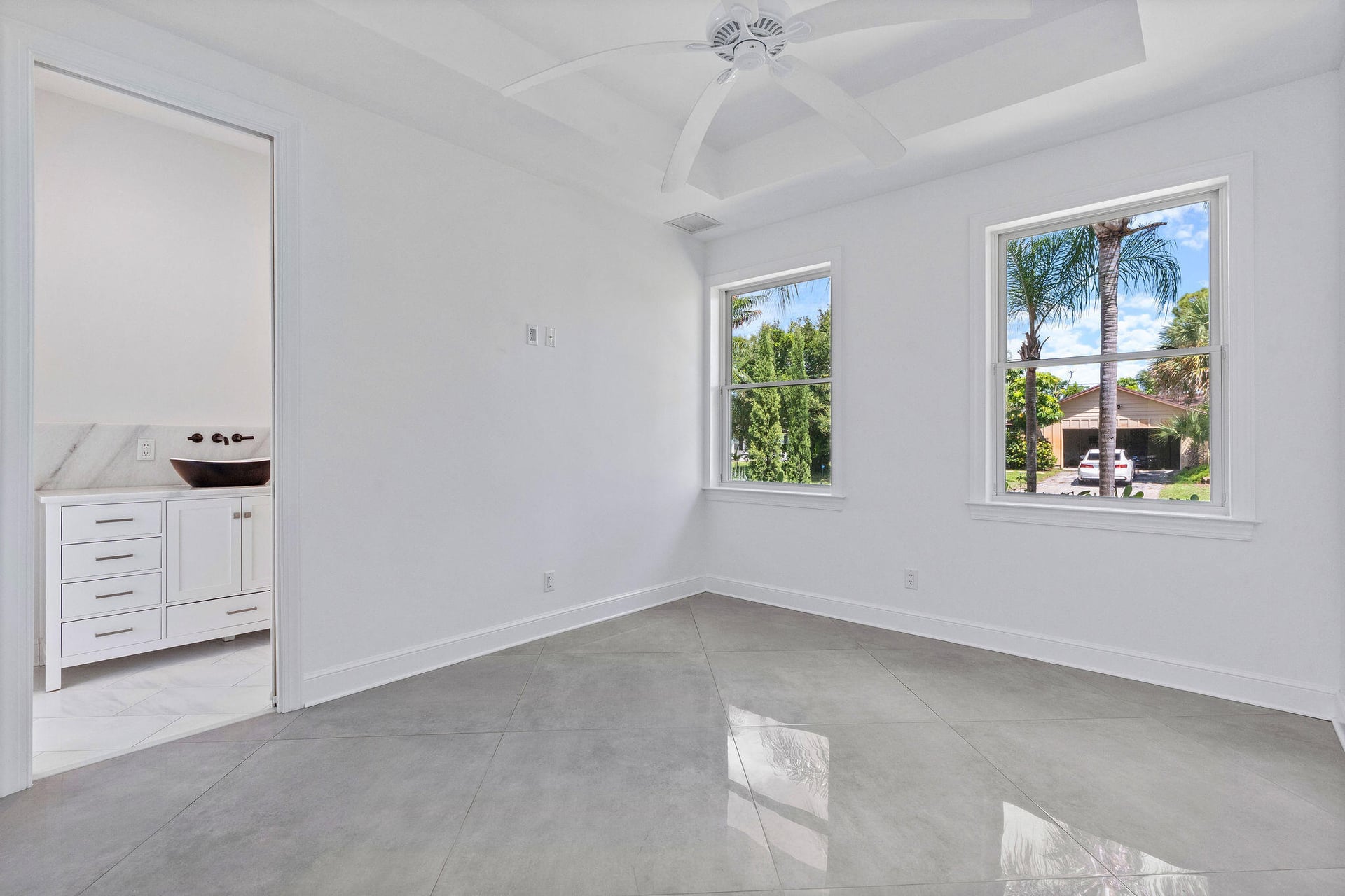 Residence photo 25