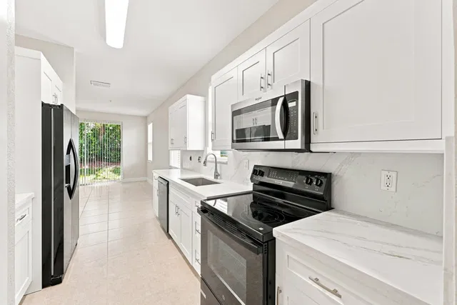 Residence photo 7