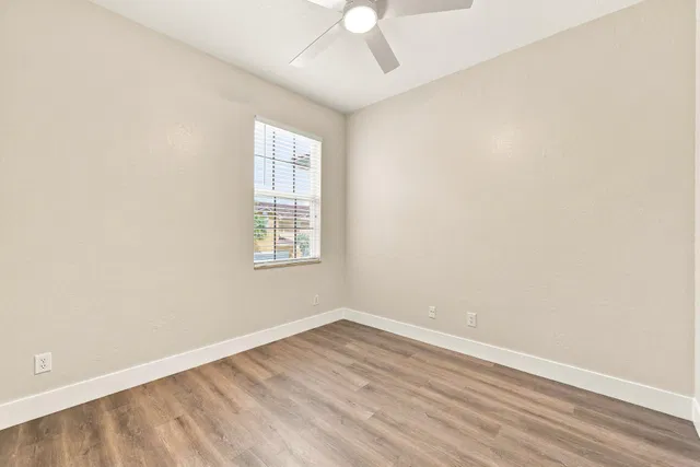 Residence photo 26