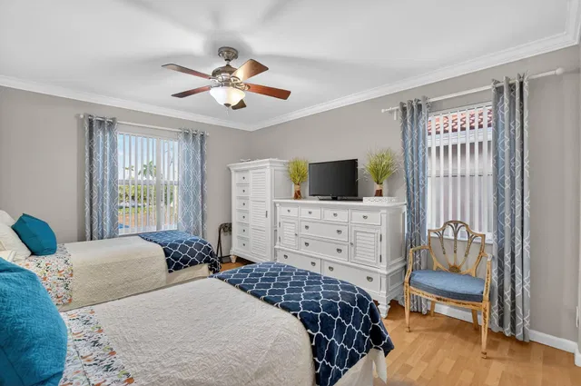  Residence photo 42