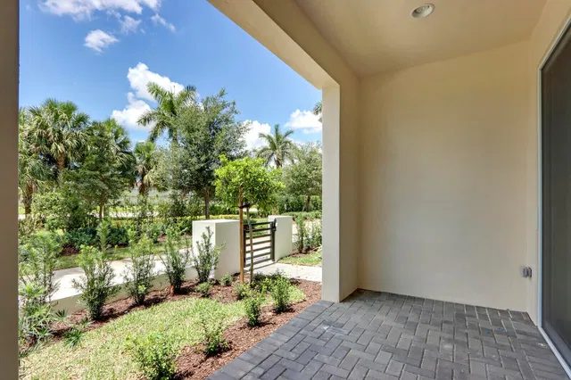 Alton Homes Palm Beach Gardens Residence photo 11