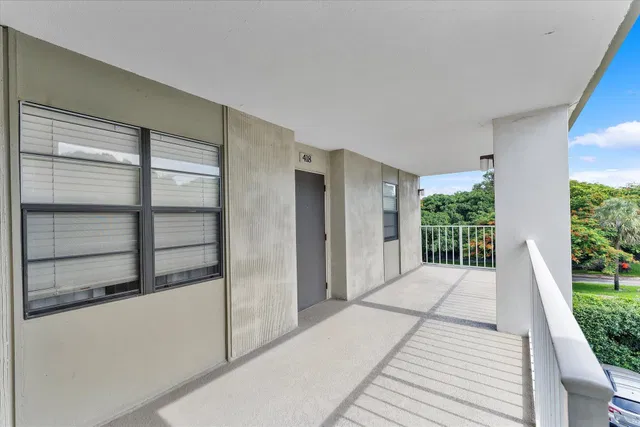 Boca Raton Unit 418 photo 4
