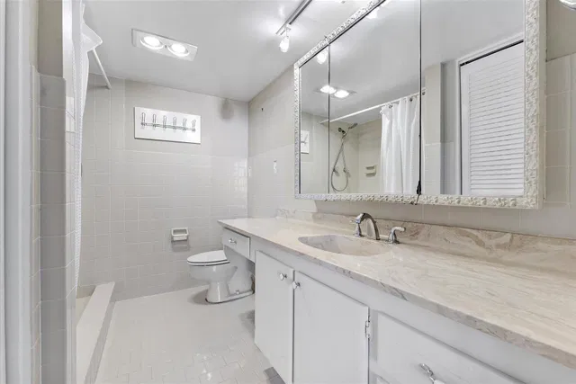 Boca Raton Unit 418 photo 9