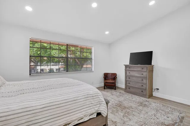  Residence photo 23