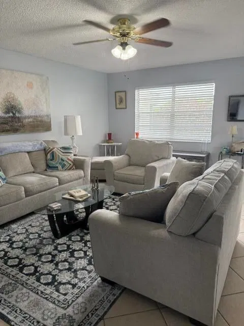  Unit 316 photo 6