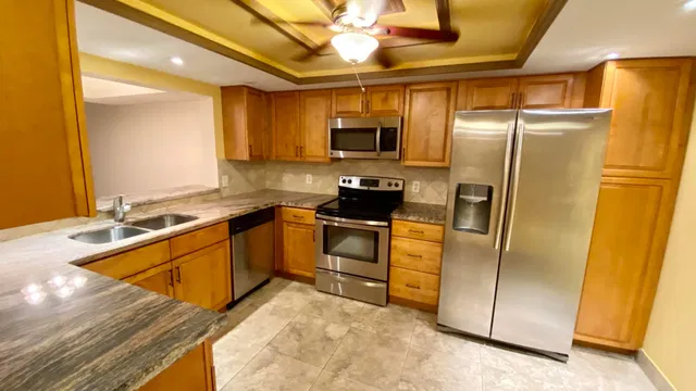 Unit 216 photo 10