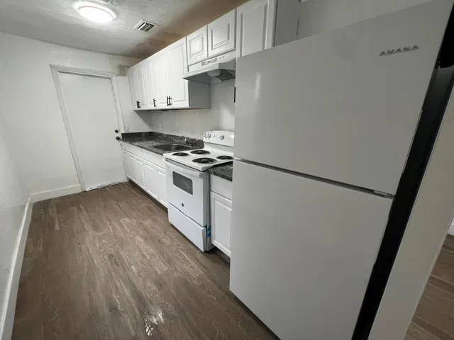  Residence photo 5