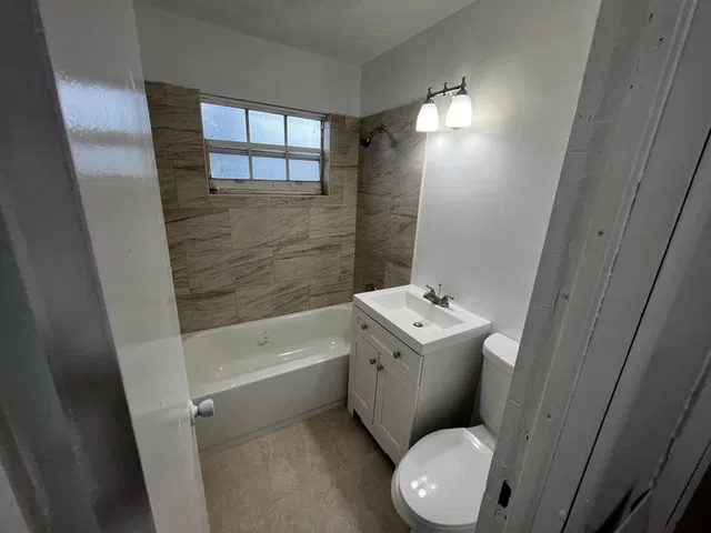 Residence photo 12