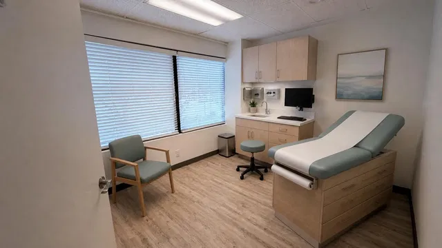 Unit 214 photo 10