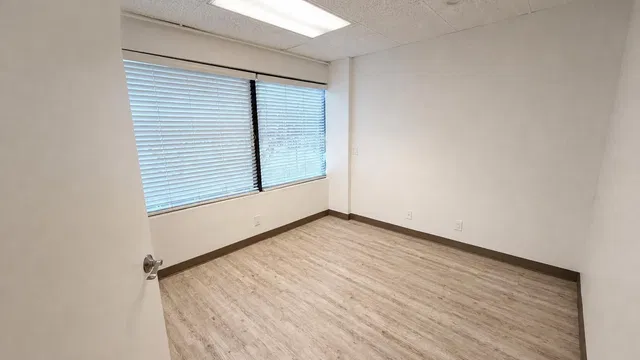 Unit 214 photo 14