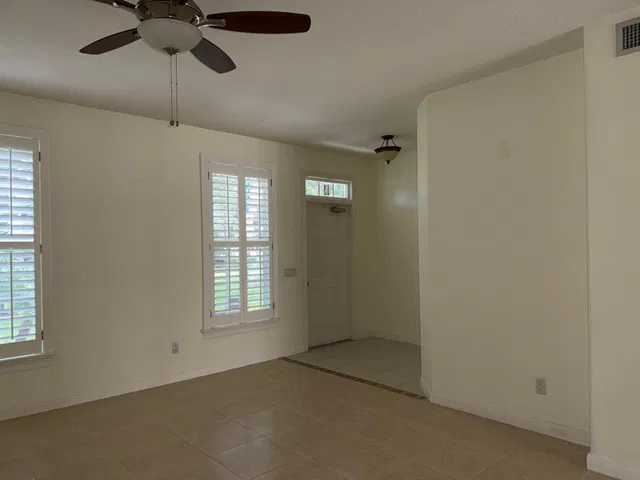 Charleston Court at Abacoa Residence photo 6