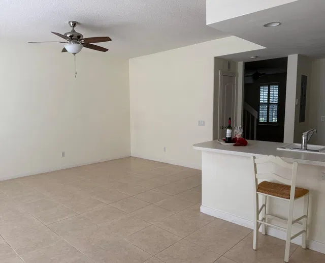 Charleston Court at Abacoa Residence photo 11