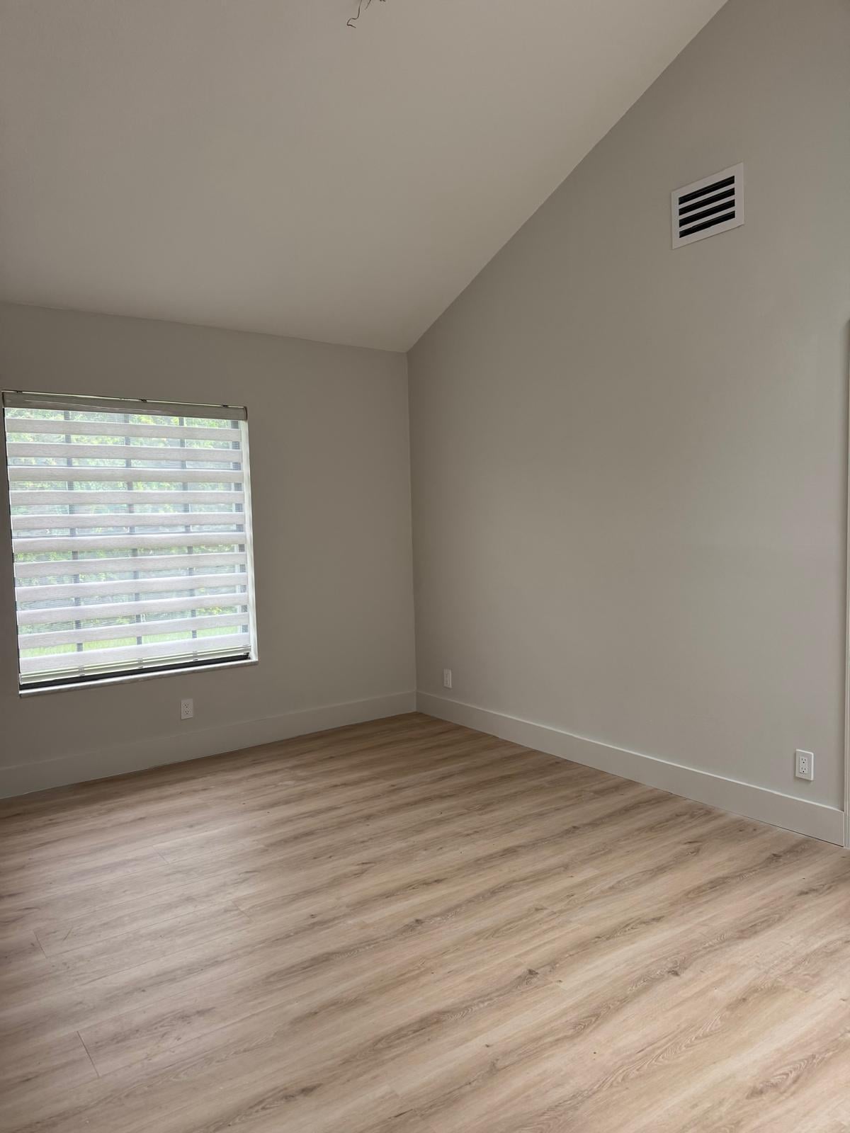 Residence photo 19