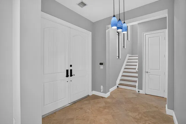  Residence photo 13