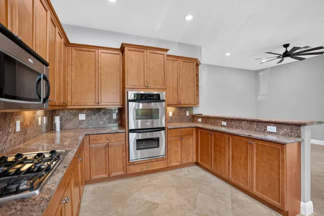  Residence photo 28