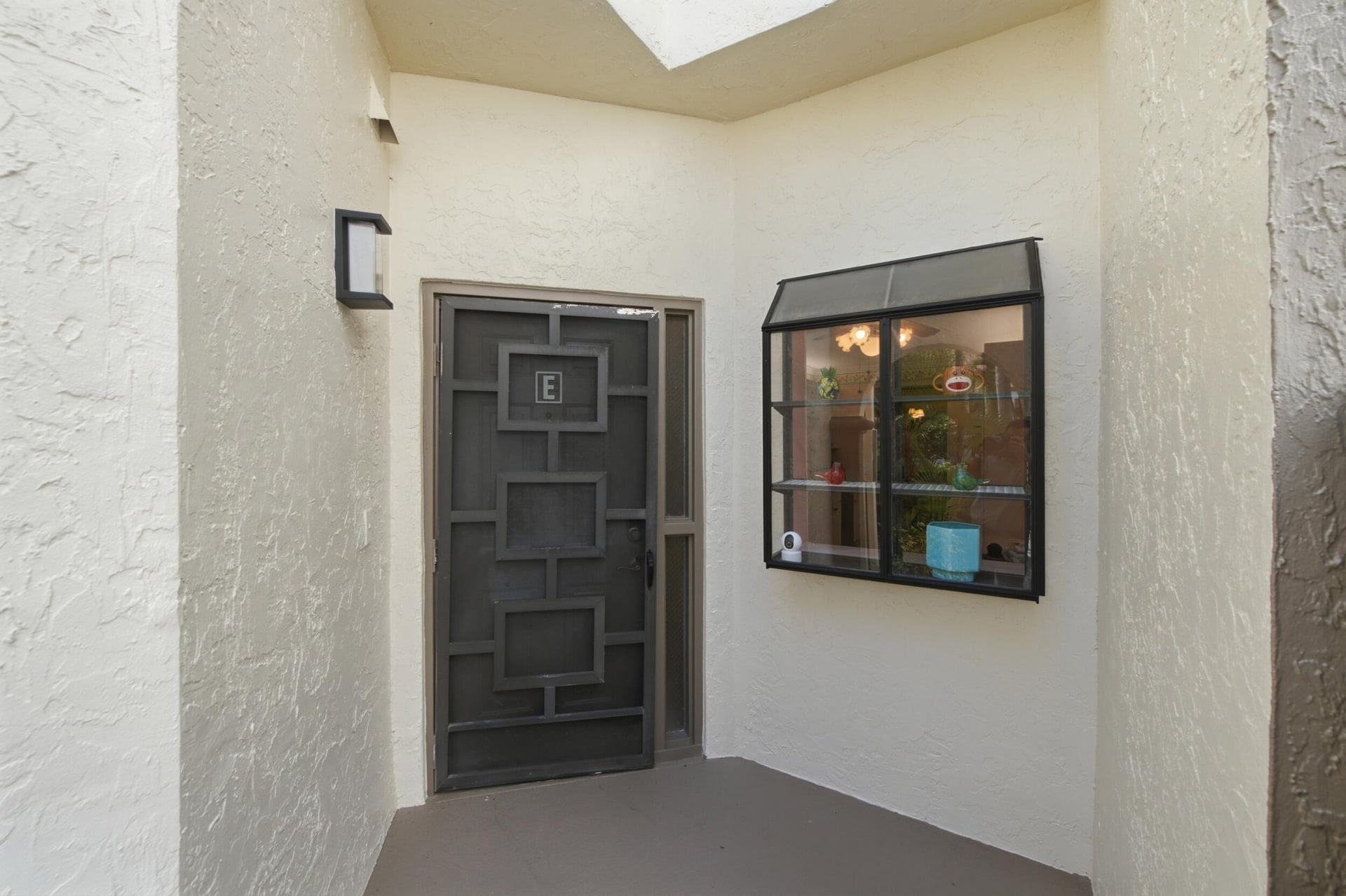 Unit E photo 5