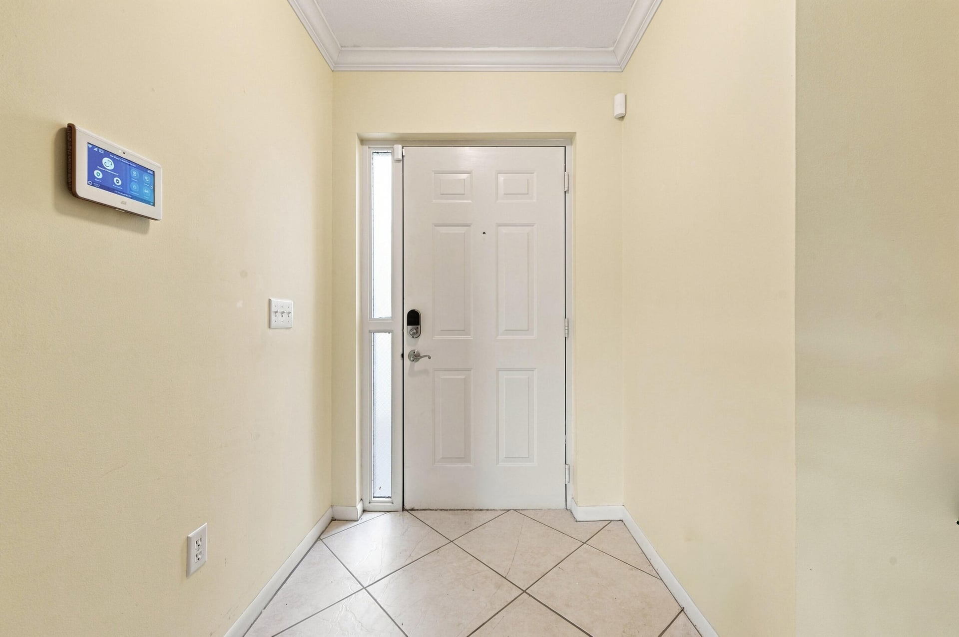 Unit E photo 6