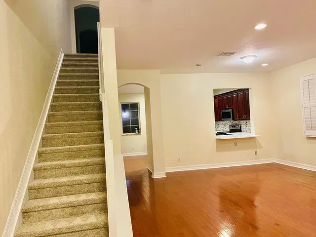 Canterbury Place Residence photo 9