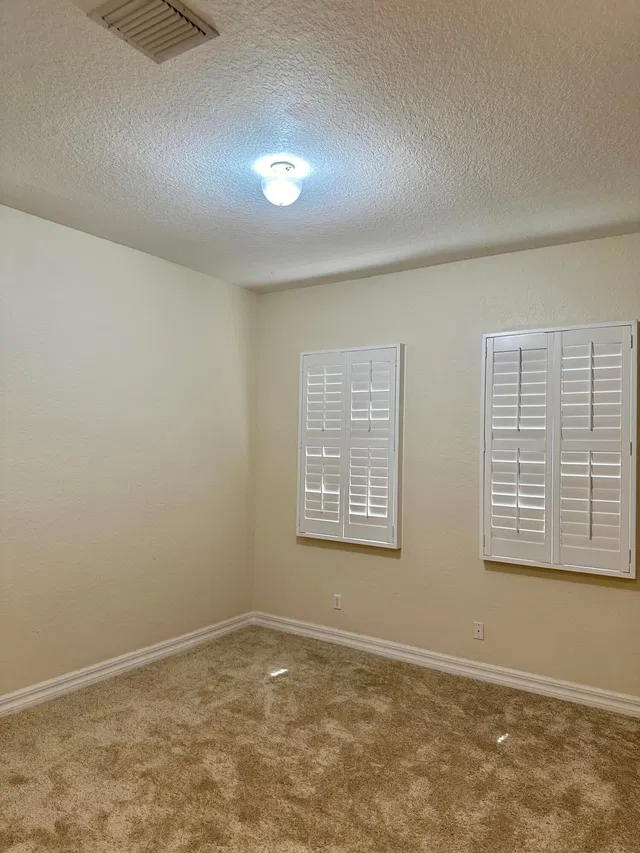 Canterbury Place Residence photo 17