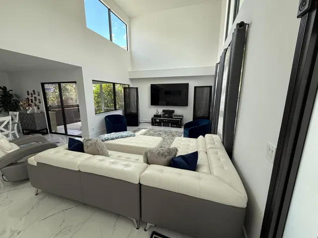 Residence photo 7