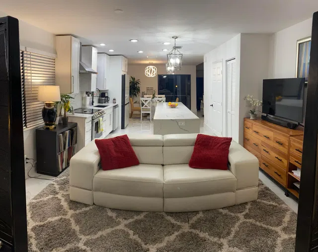 Residence photo 18