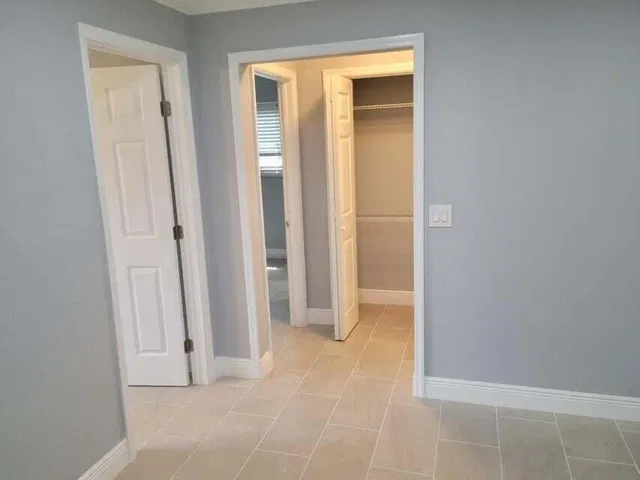 West Palm Beach Residence photo 2