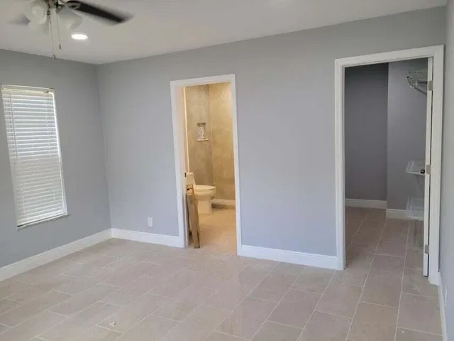 West Palm Beach Residence photo 13