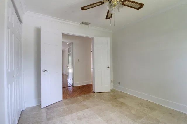 Residence photo 7