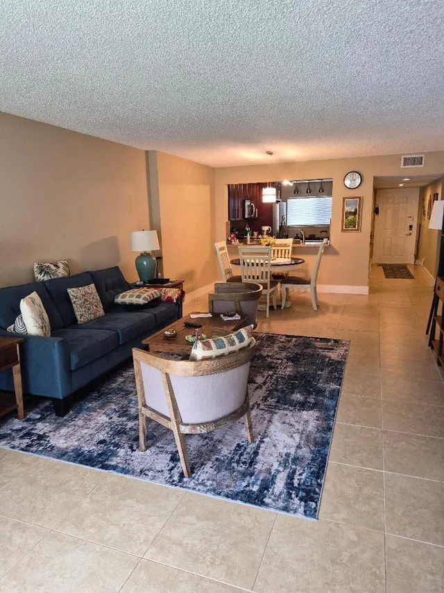 Unit 206 photo 6