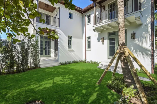 North End Palm Beach Residence photo 32