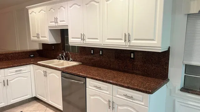  Residence photo 11
