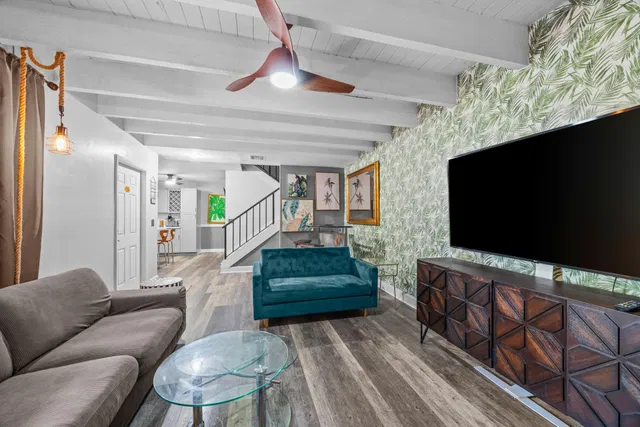 Residence photo 11