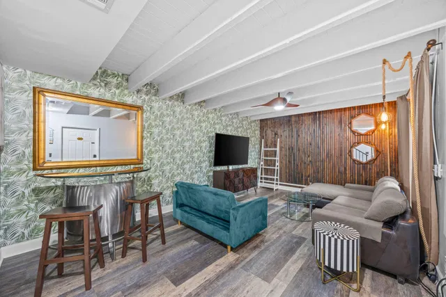 Residence photo 15