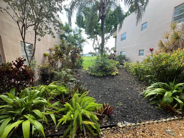Residence photo 11