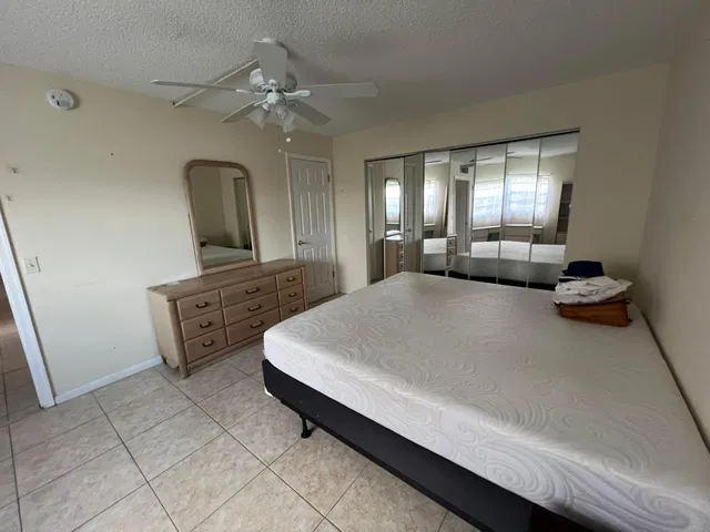 Residence photo 20