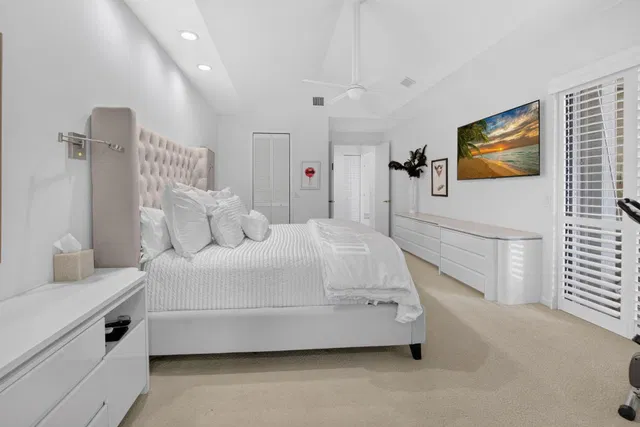 Residence photo 19