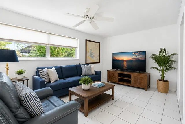 SoSo West Palm Beach Residence photo 6