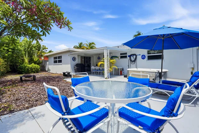 SoSo West Palm Beach Residence photo 11