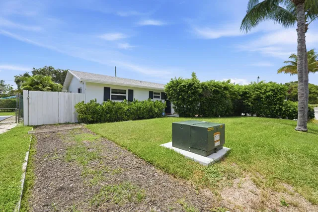 SoSo West Palm Beach Residence photo 14
