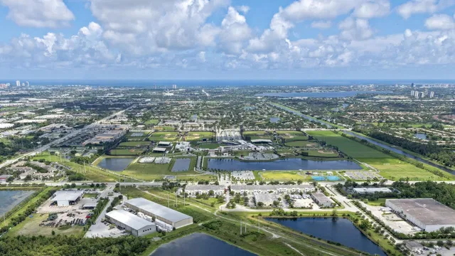 SoSo West Palm Beach Residence photo 19