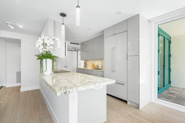 Boca Raton Unit 319 photo 7