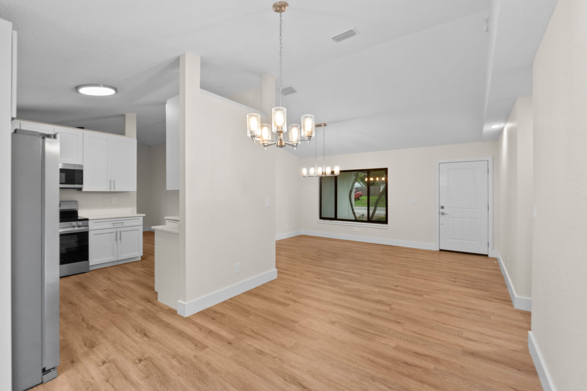 Residence photo 2