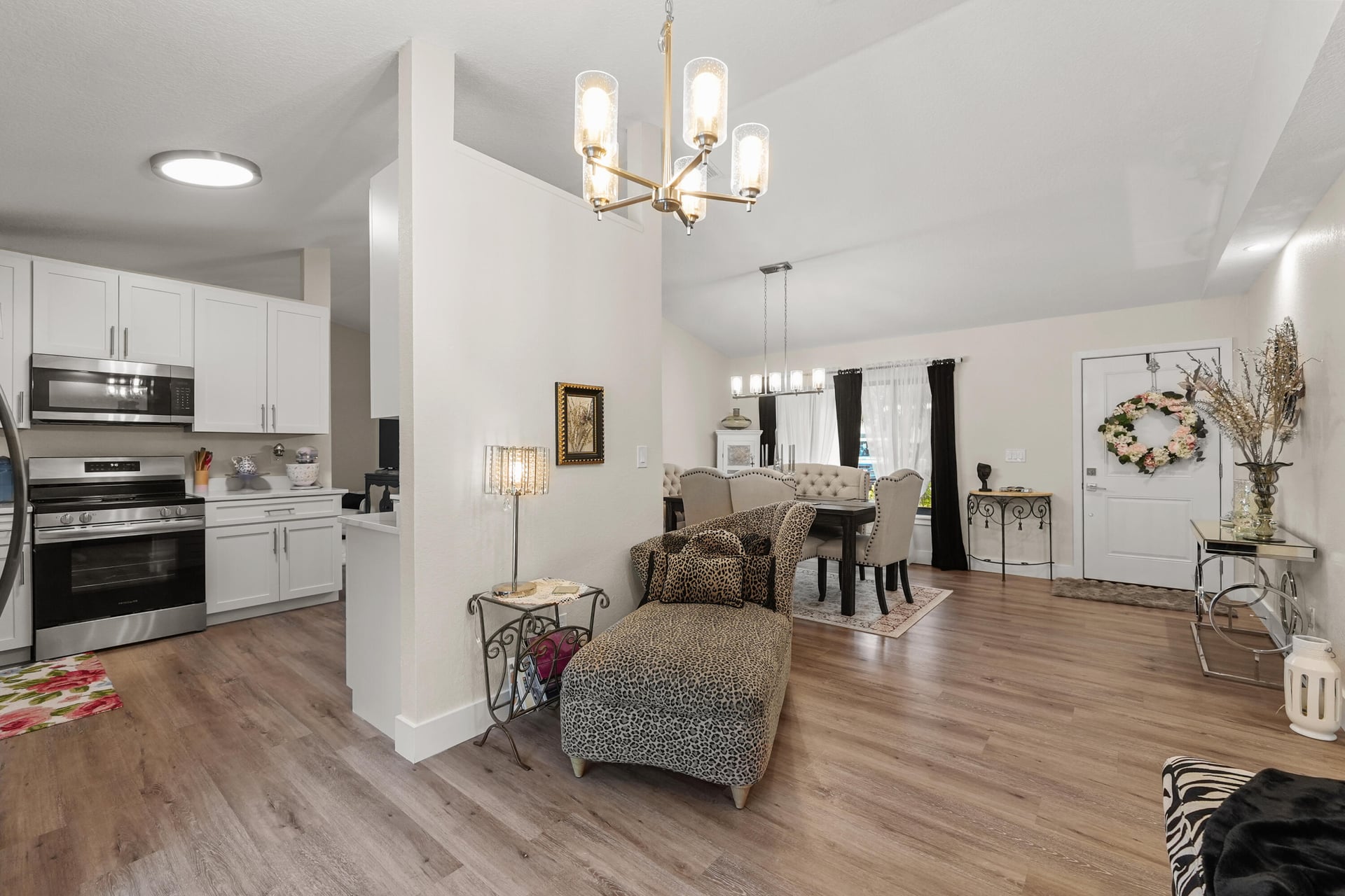 Residence photo 6