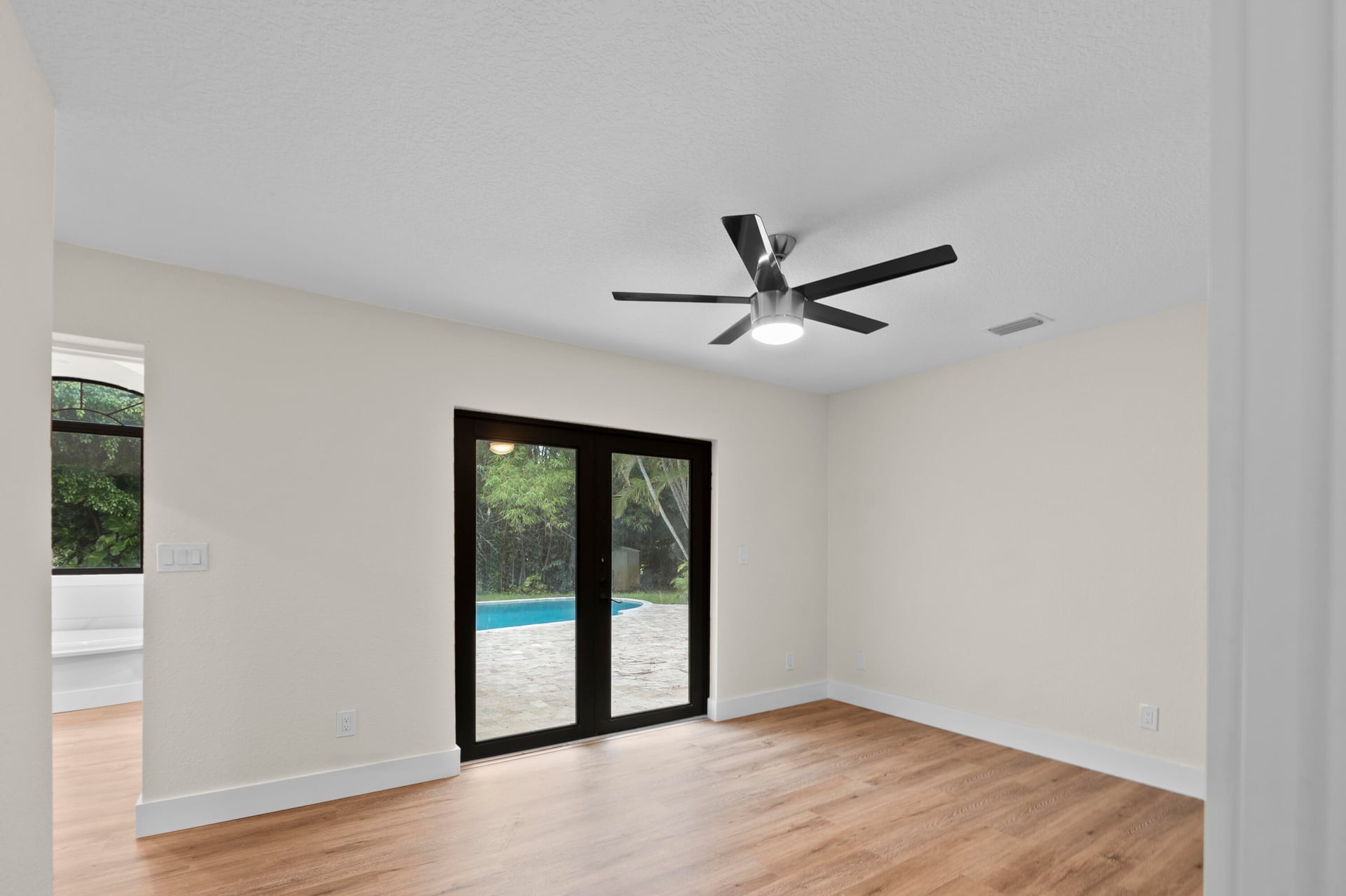 Residence photo 9
