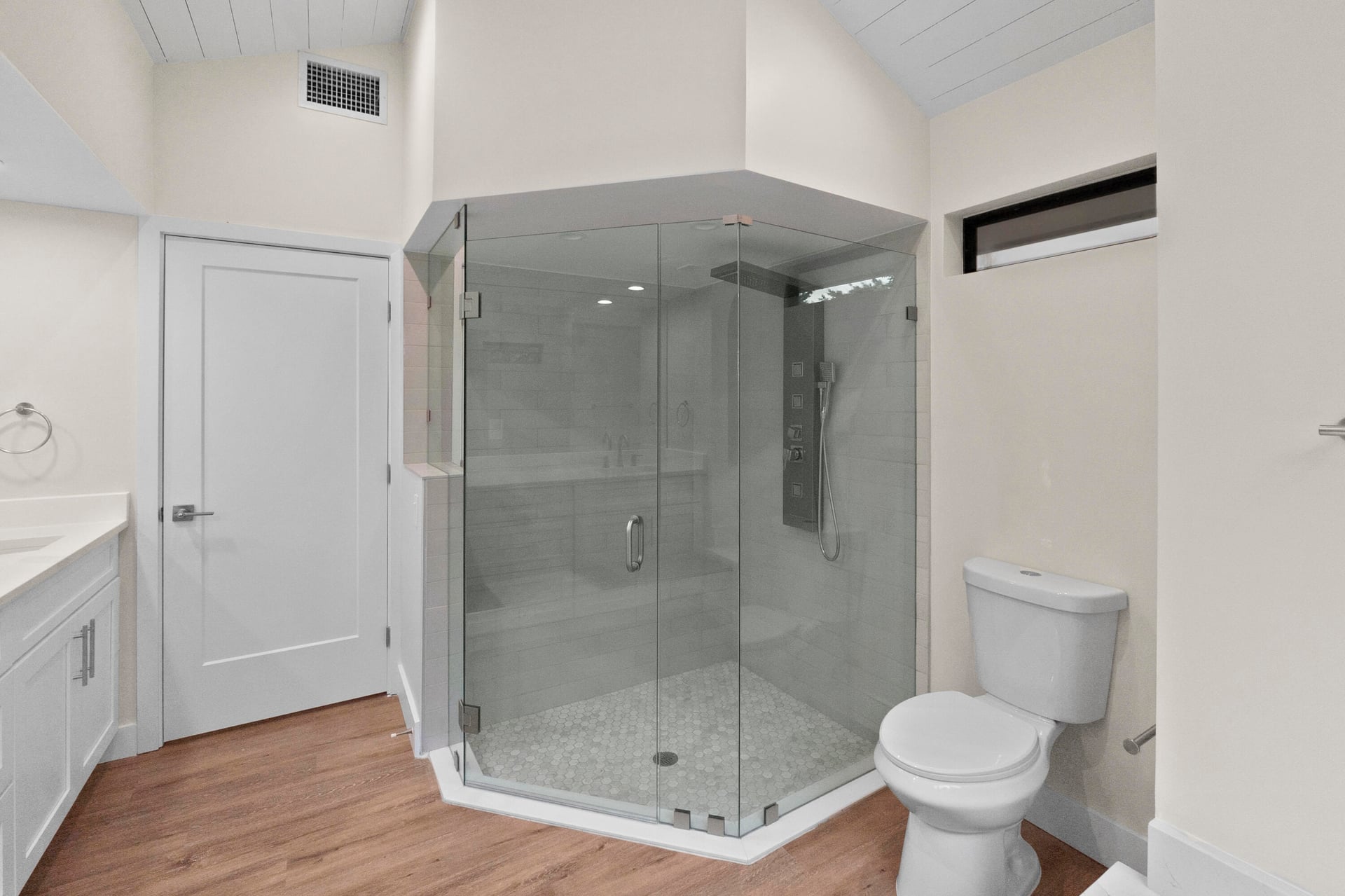 Residence photo 15