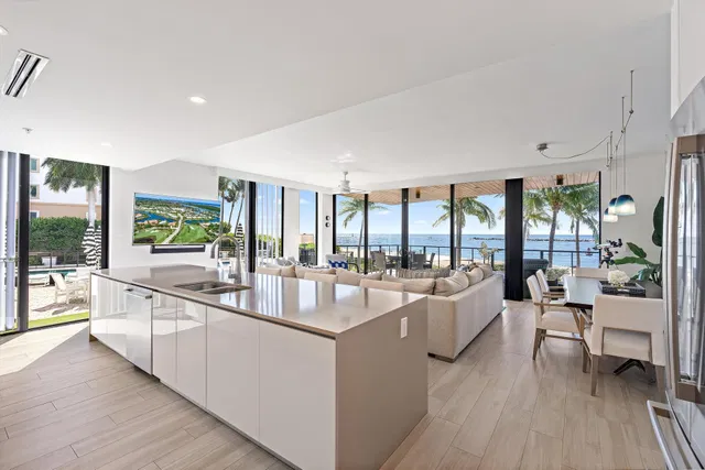 Singer Island Unit 105 photo 6