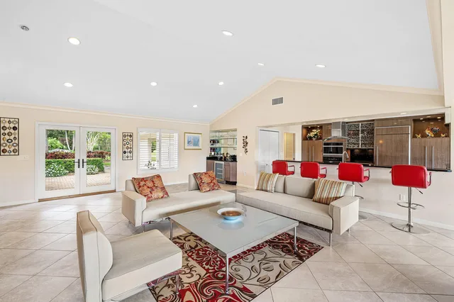 Residence photo 10