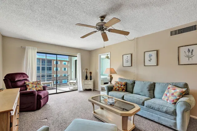 Unit 406 photo 15